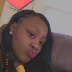 Meet your Posher, Shayona